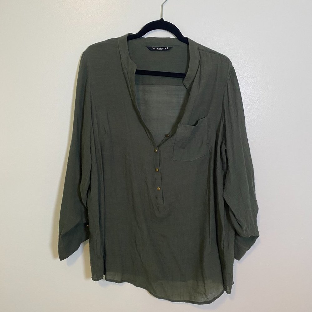 Flowy Button Up - Picture 3 of 4